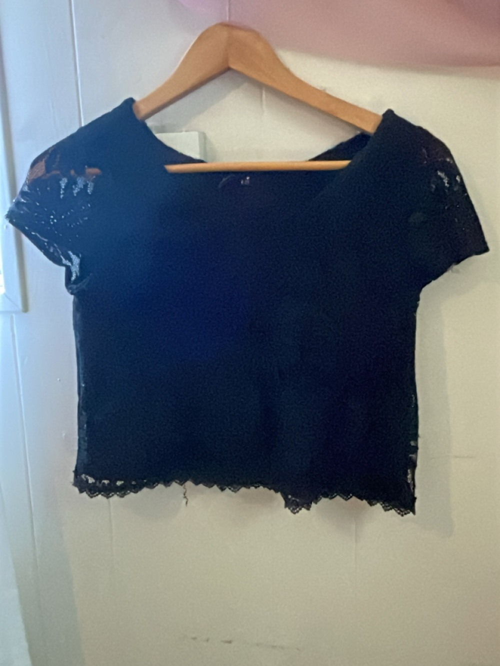 Forever 21 Black Lace-Trim Crop Top